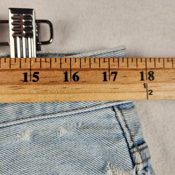 Madewell Relaxed Denim Shorts Women 30 Light Blue Cut-Off Frayed Hem - Picture 11 of 15